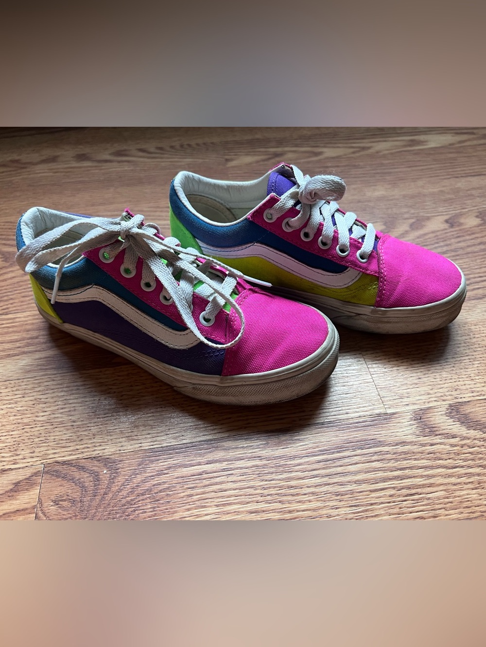 Vans youth kids size 2.0 sneakers